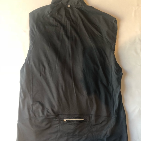 Nike Fit Dry, Outdoor Training Jacket, Size L - Picture 4 of 4